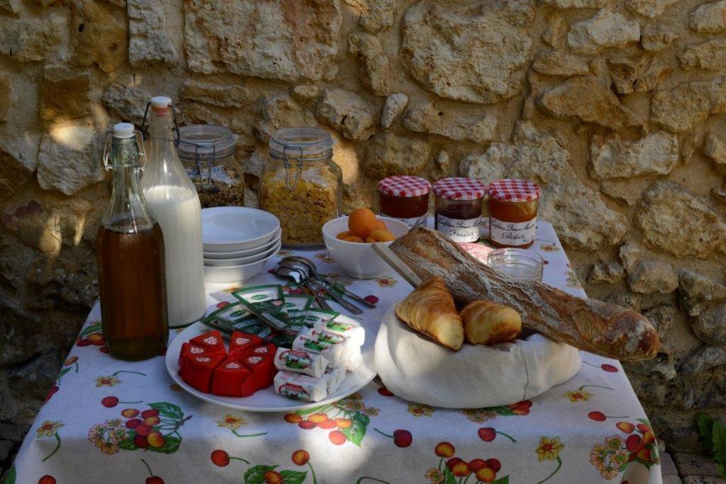 Les Rocailles De La Reine Bed & Breakfast Lamonzie-Montastruc Exterior photo