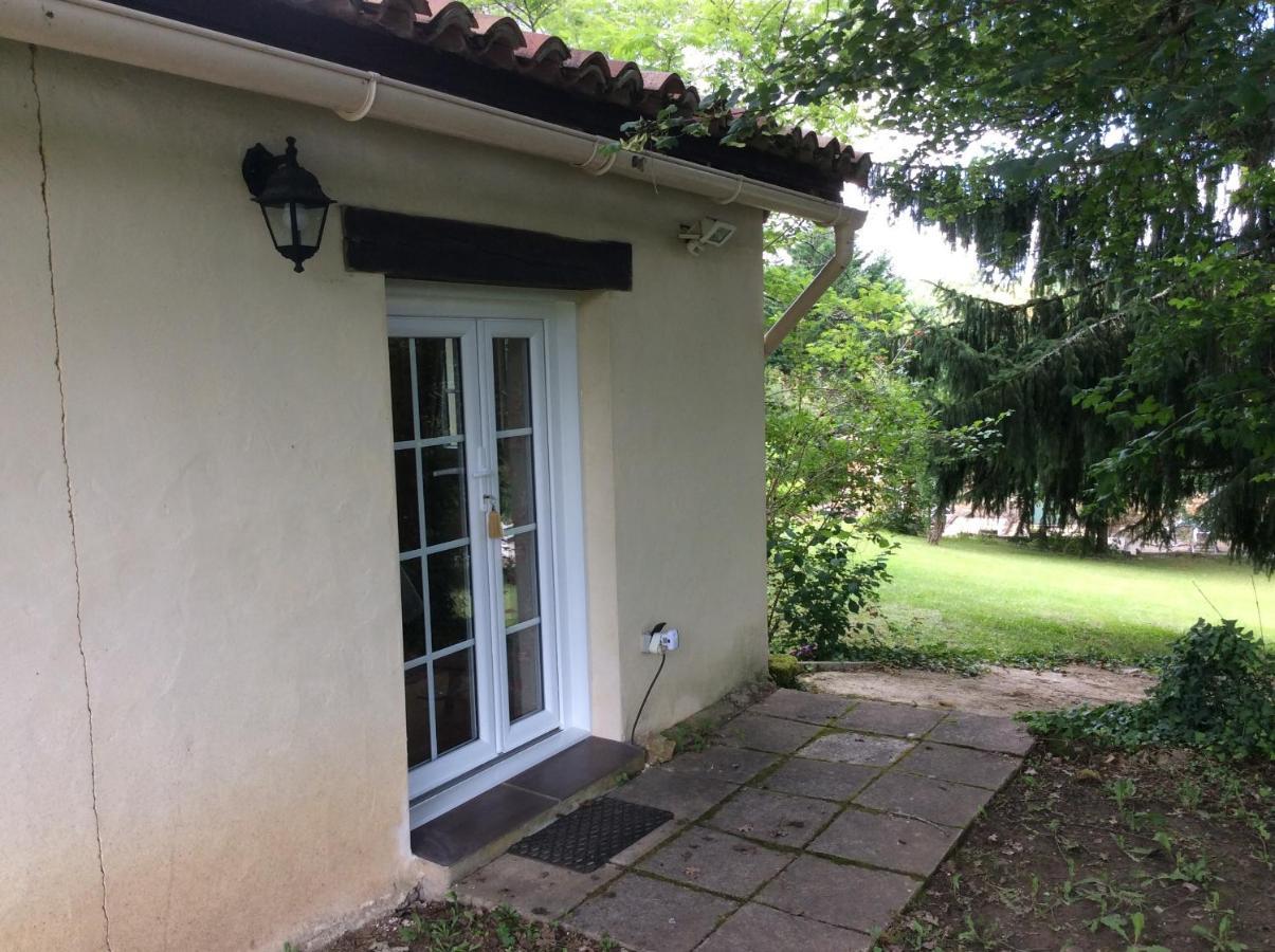 Les Rocailles De La Reine Bed & Breakfast Lamonzie-Montastruc Exterior photo